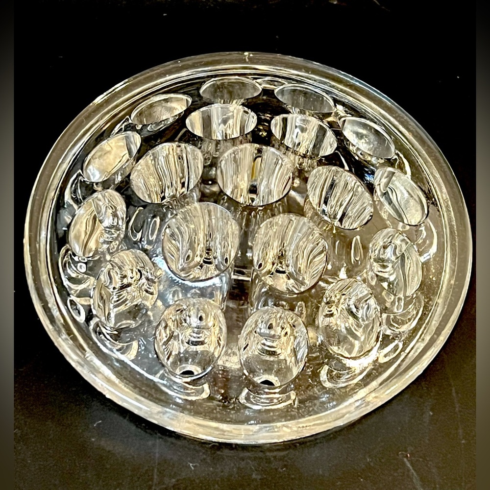 VTG Clear Glass Round Flower Frog 19 Holes Flower Bouquet Arrangement 4.5 in